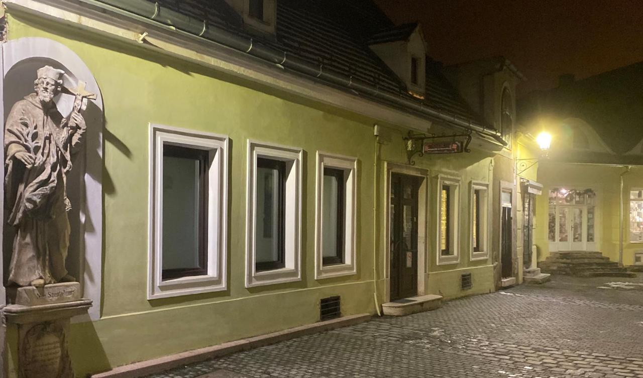 Hosoek Tornya Apartman Koszeg Luaran gambar